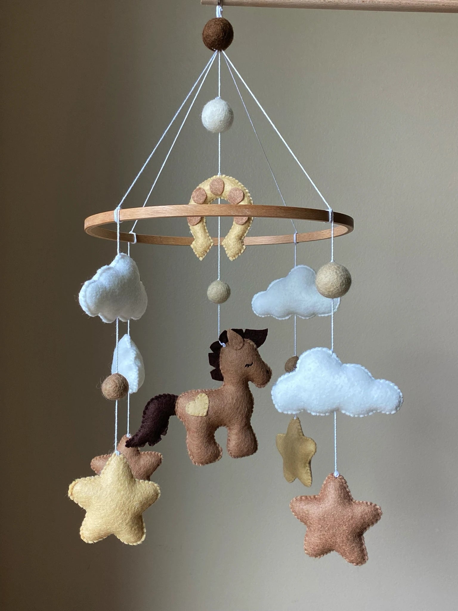 Horse crib mobile – FluffyTailsbyMia