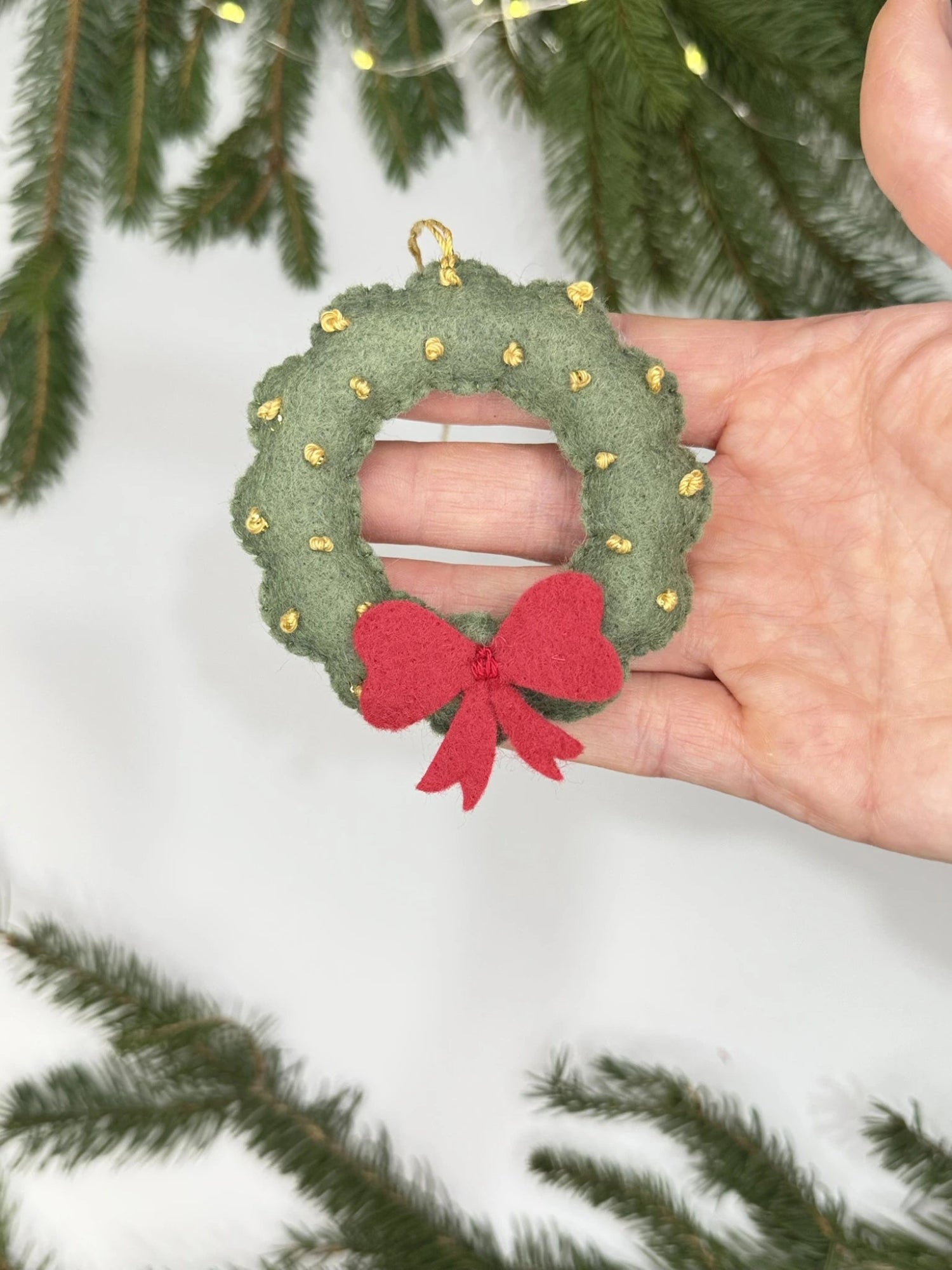Christmas wreath Felt Ornament thumbnail - 1