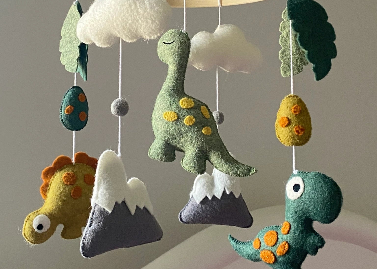 Dinosaur-baby-mobile