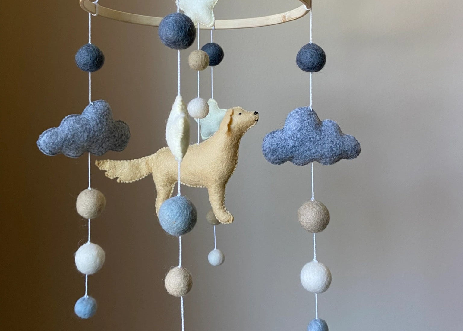 Dog-mobile-for-nursery