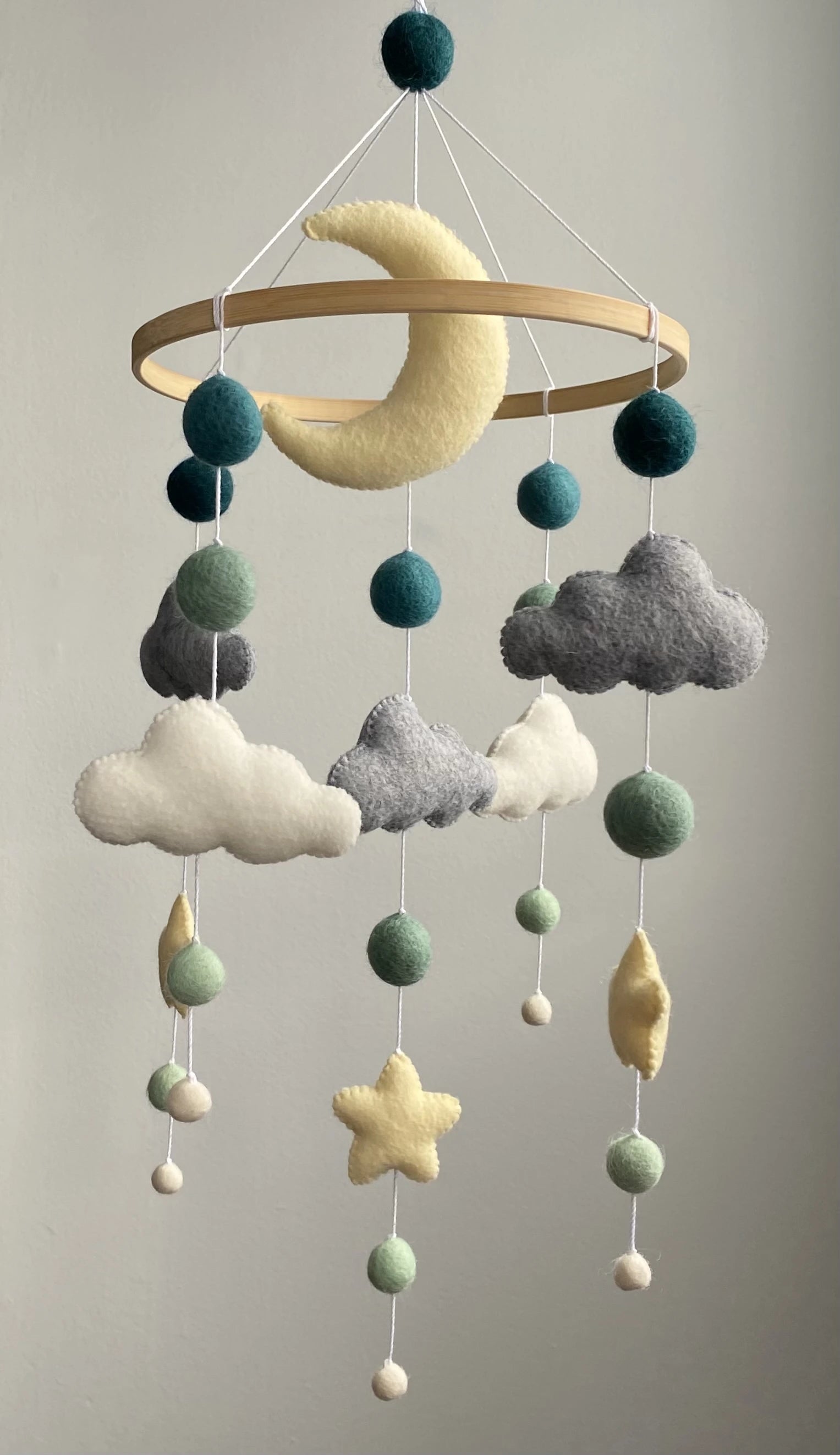 Cloud baby mobile with moon and Pom Pom thumbnail - 4