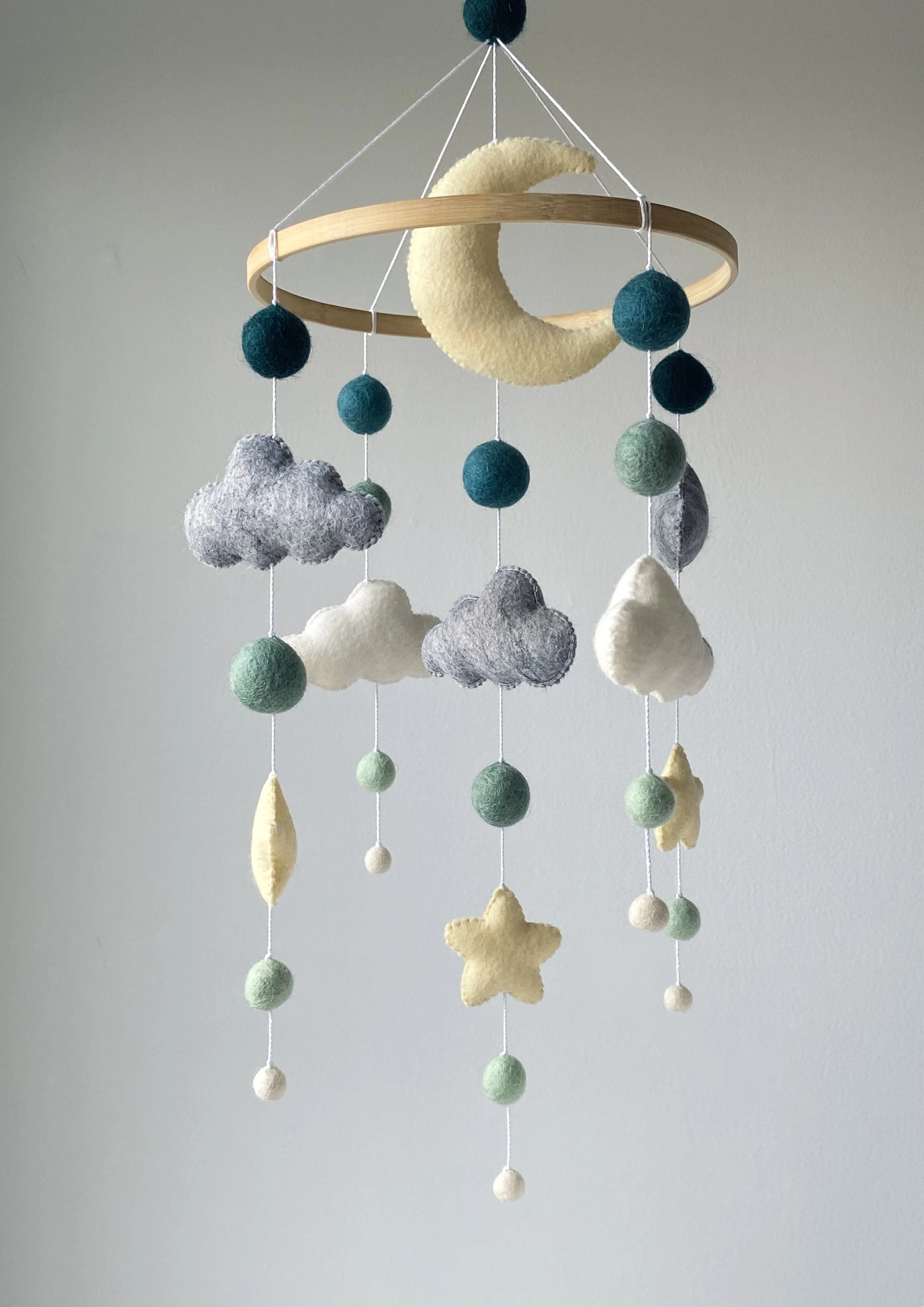 Cloud baby mobile with moon and Pom Pom thumbnail - 3
