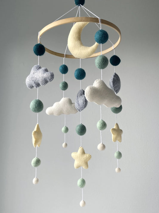 Cloud baby mobile with moon and Pom Pom - 2