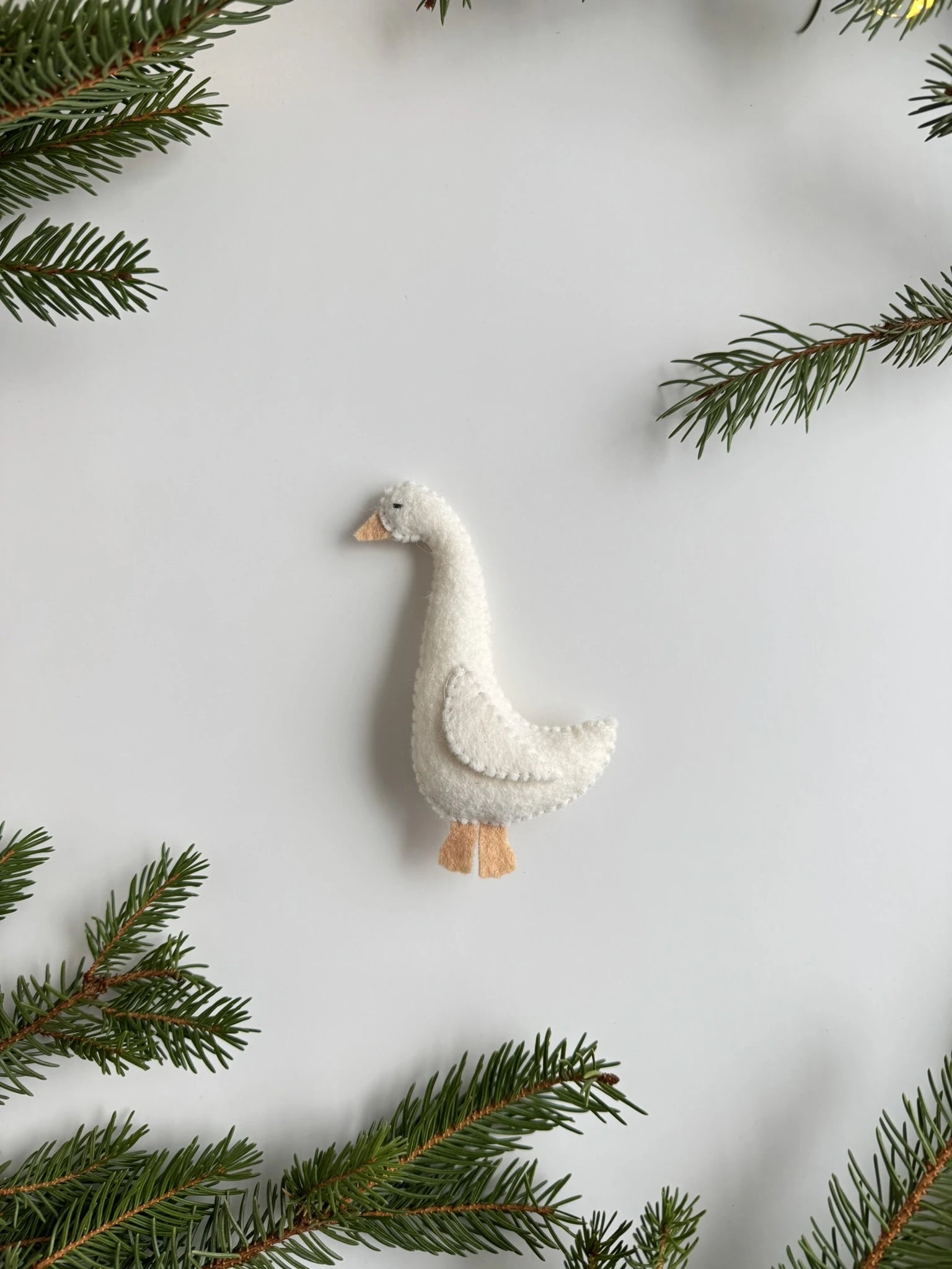 Felt DIY Christmas Ornament: Goose thumbnail - 1