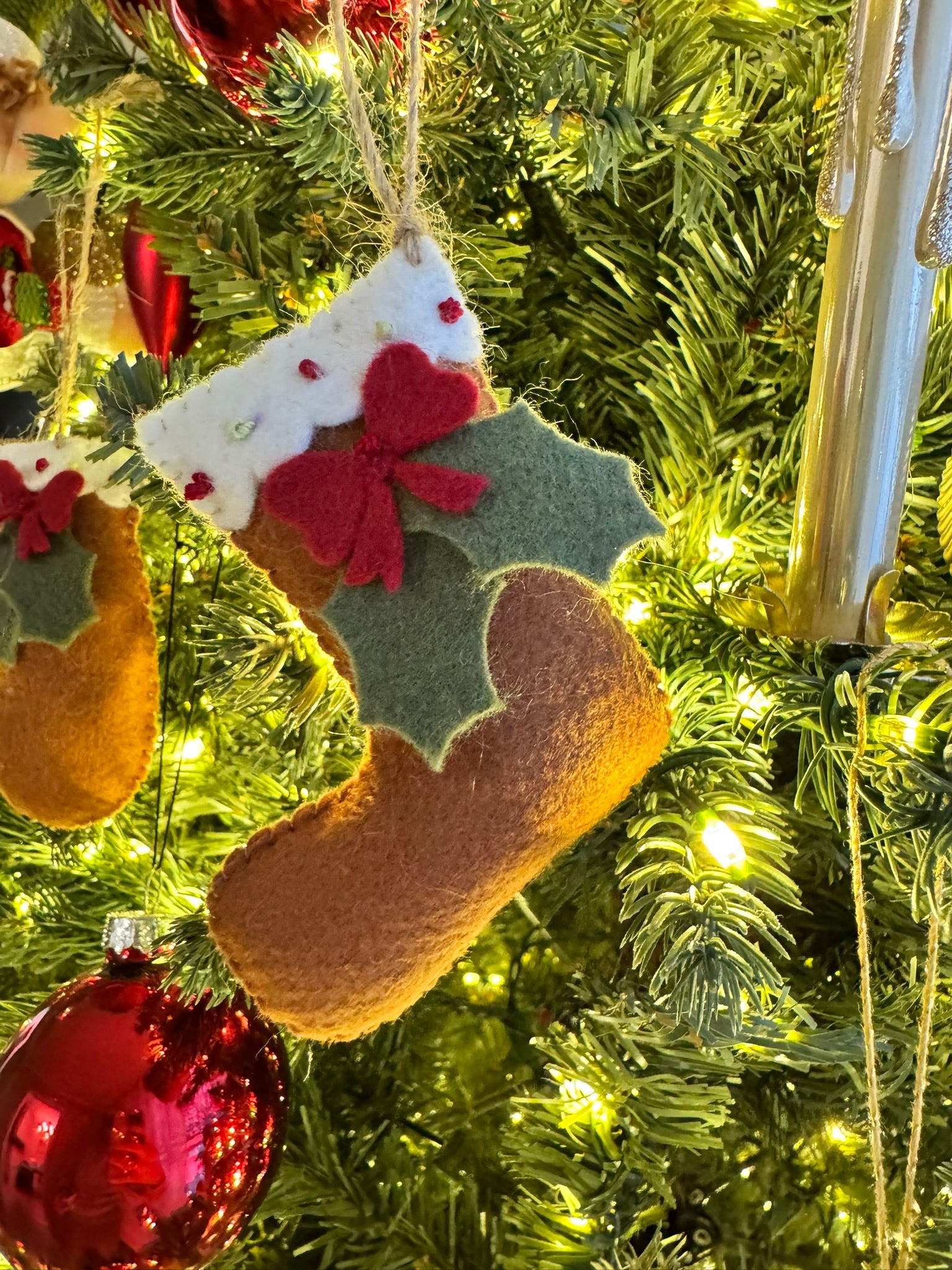 Felt DIY Christmas Ornament: Christmas sock thumbnail - 2