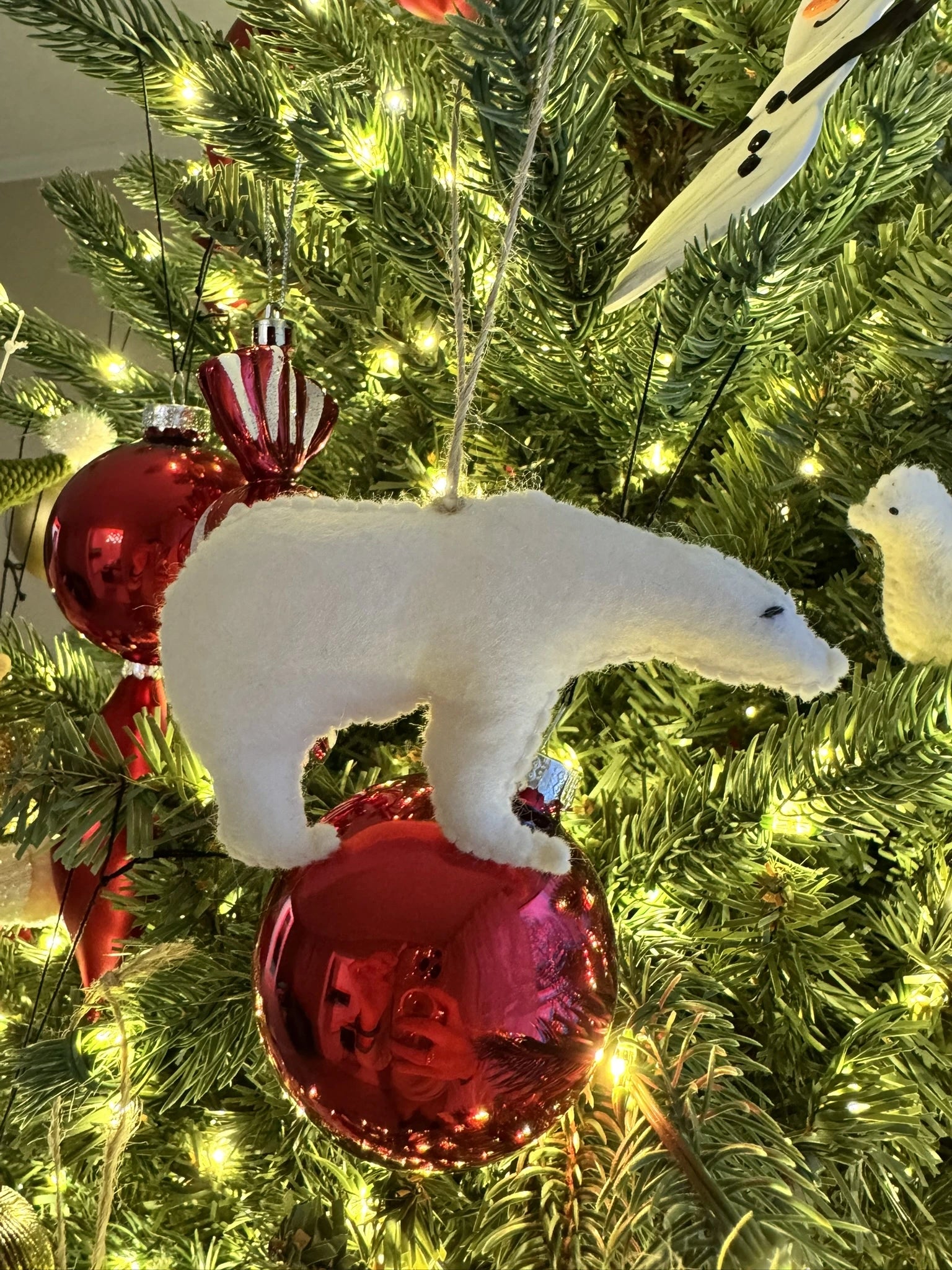 Felt DIY Christmas Ornament: Polar bear thumbnail - 2