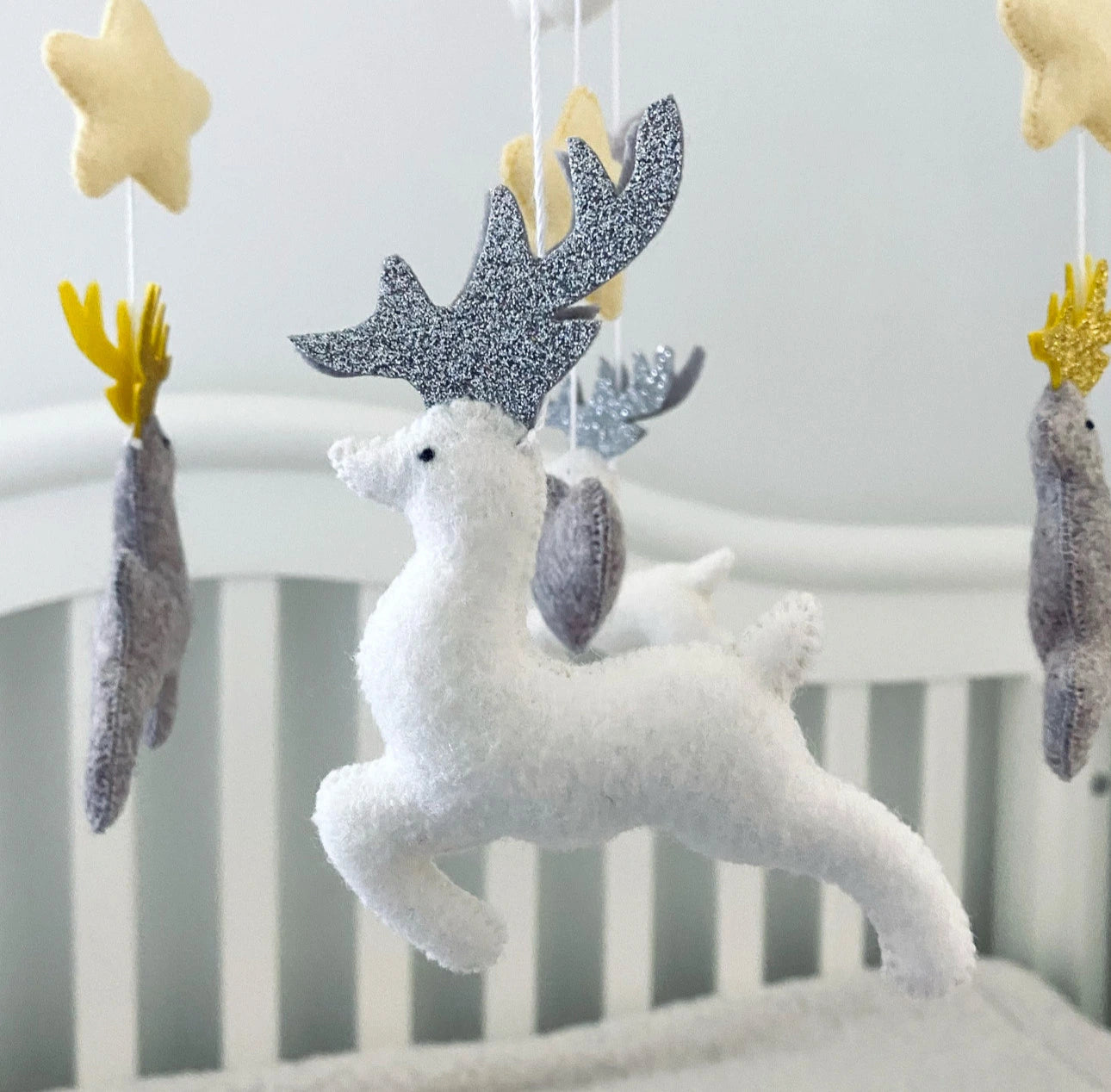 Felt DIY Christmas Ornament: Deer thumbnail - 1