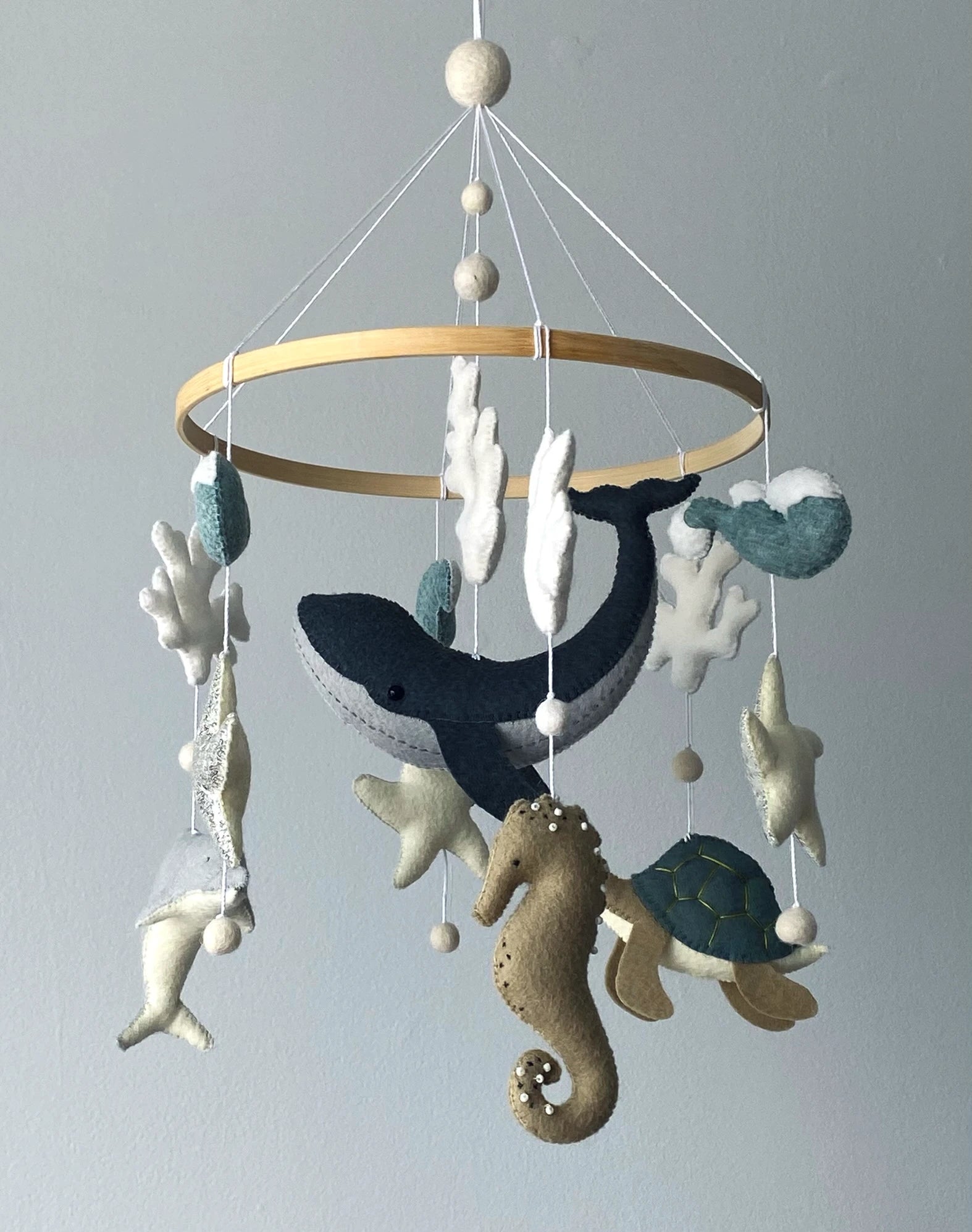 Whale baby mobile thumbnail - 3