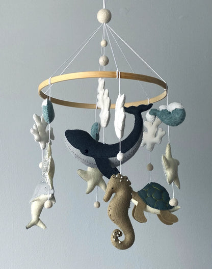 Whale baby mobile - 3