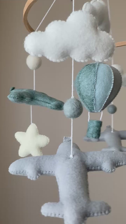 Airplane baby mobile - 2