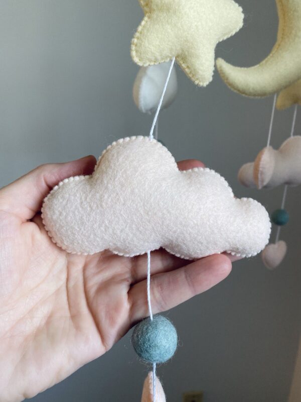 Baby mobile with moon and clouds - Image 4