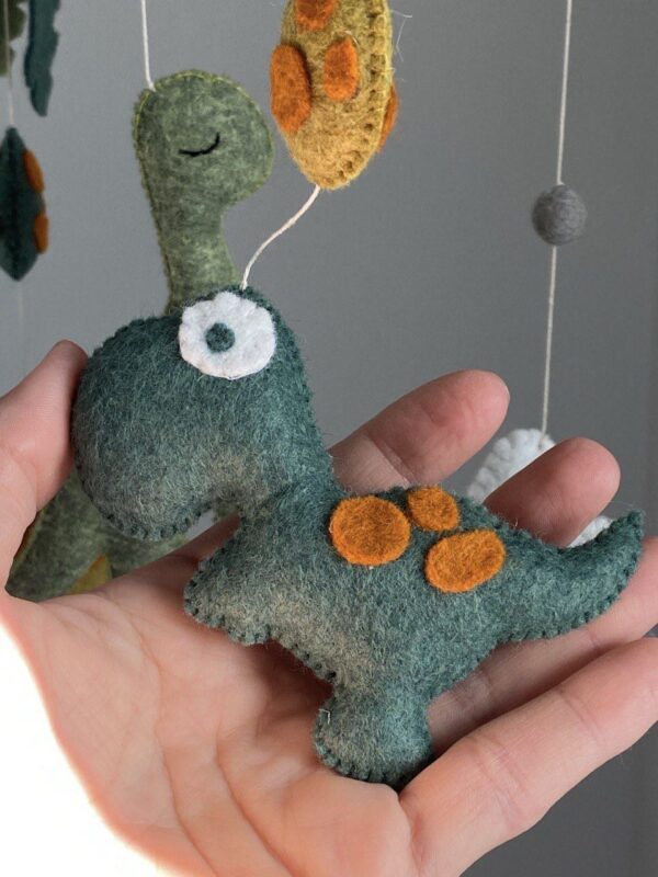 Baby mobile with 3 different dinosaurs - Image 3