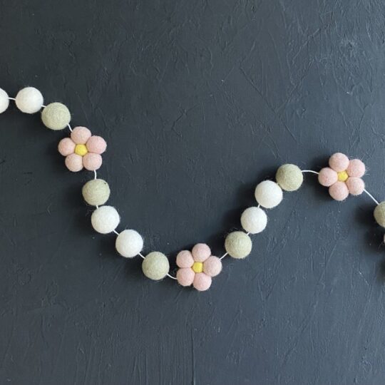 Daisy Felt Ball Garland