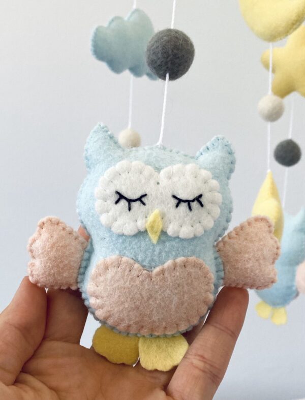 Owl baby mobile