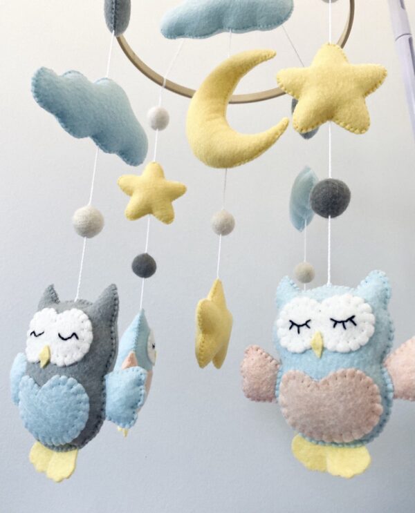 Owl baby mobile