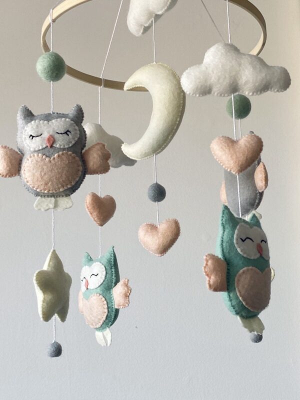 Baby mobile with owls, clouds, star and moon - Image 3